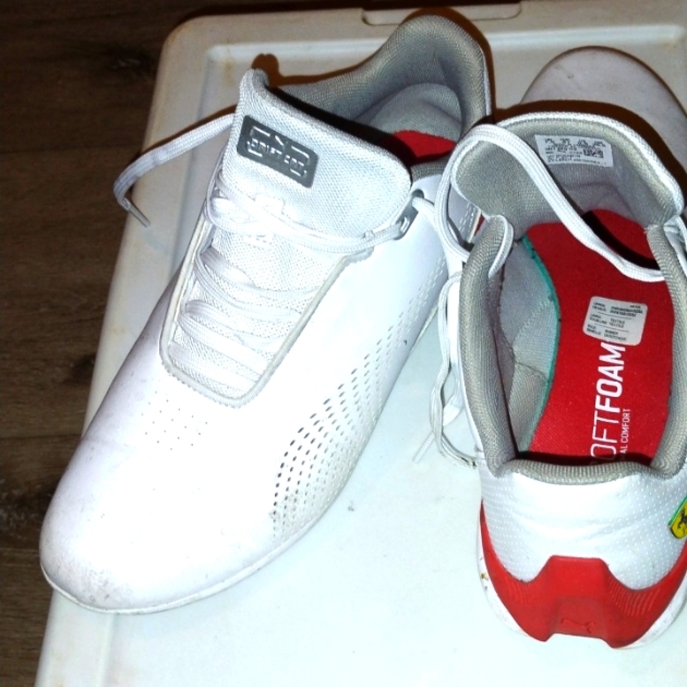 Ferrari Ferrari X Puma Drift Cat Delta Sneakers White w/Red 🍒 Size 8.5 (US)